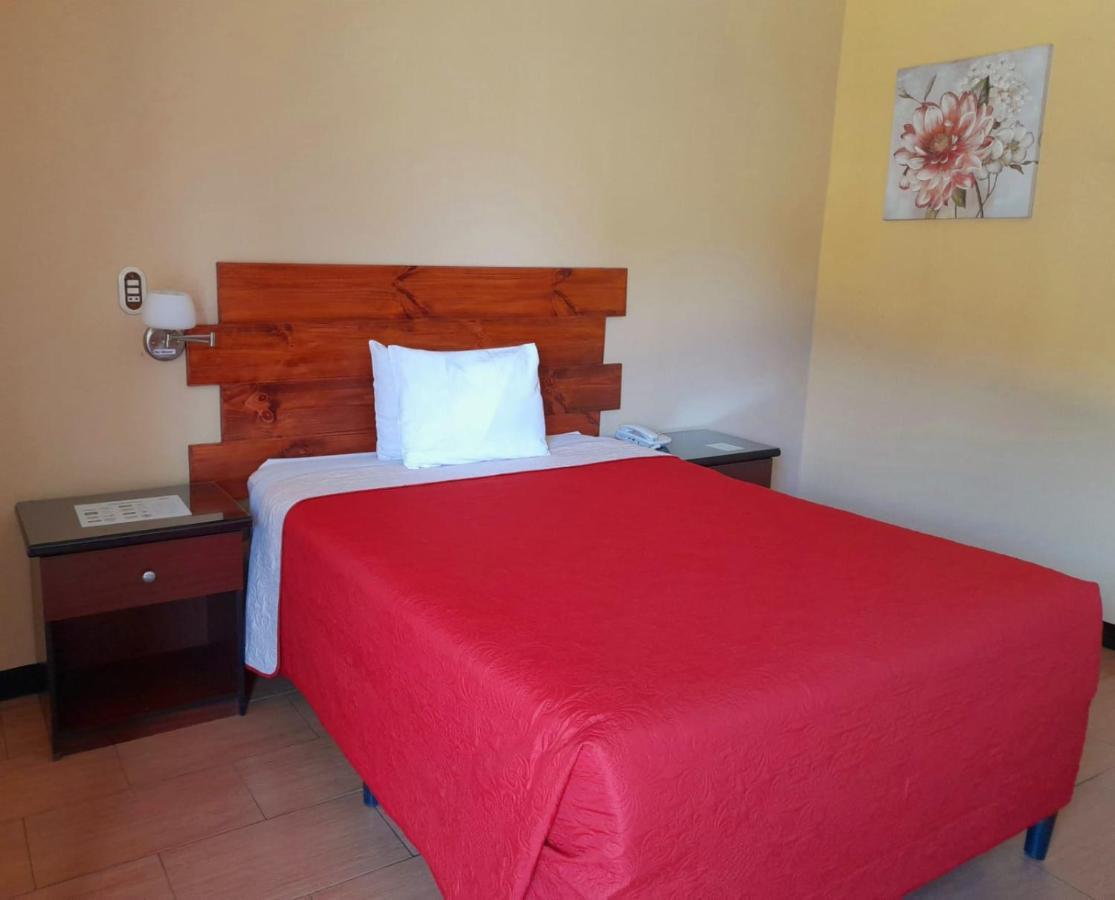 Hotel Y Restaurante Villa Esmeralda Quetzaltenango Ngoại thất bức ảnh