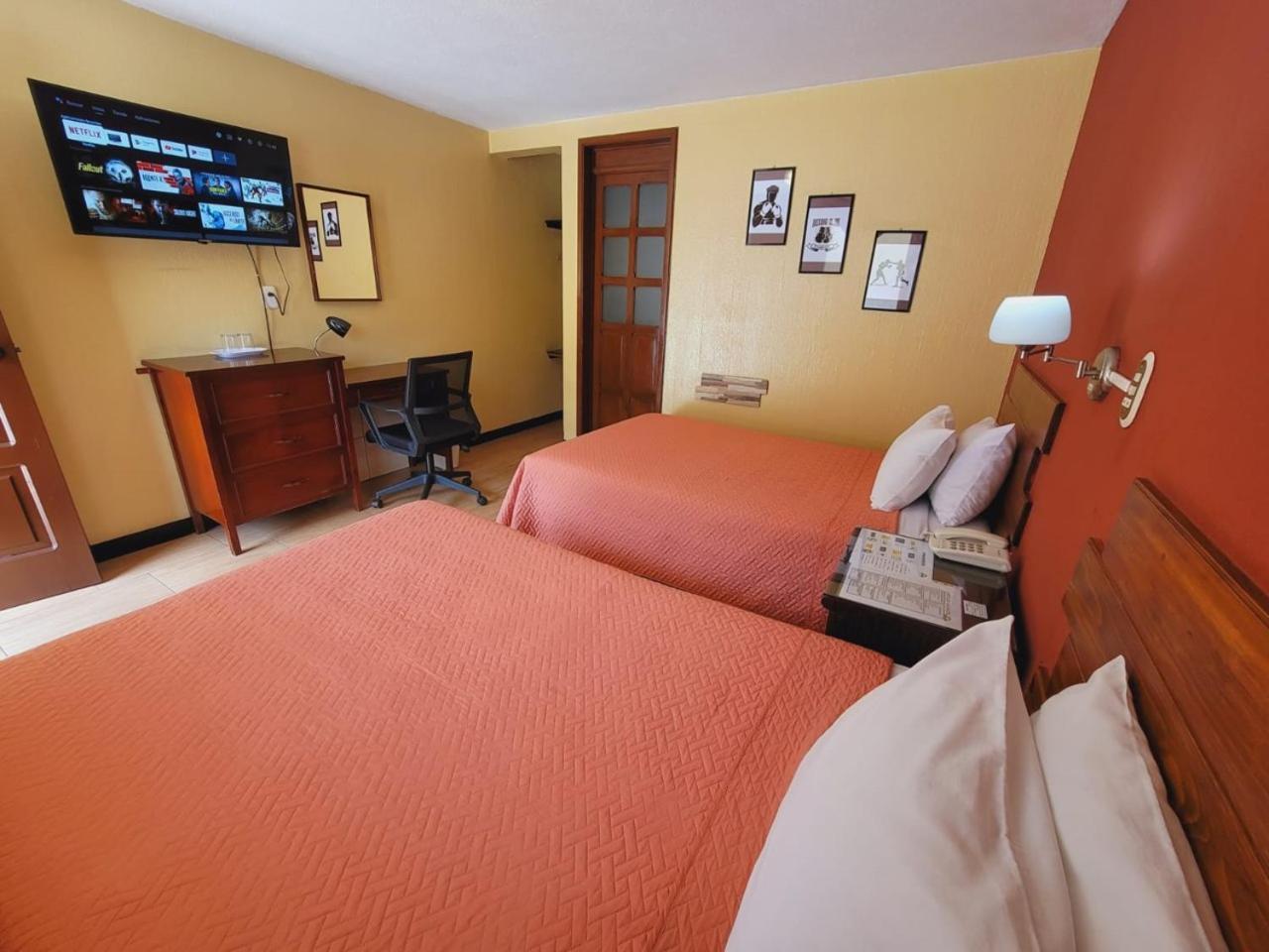Hotel Y Restaurante Villa Esmeralda Quetzaltenango Ngoại thất bức ảnh