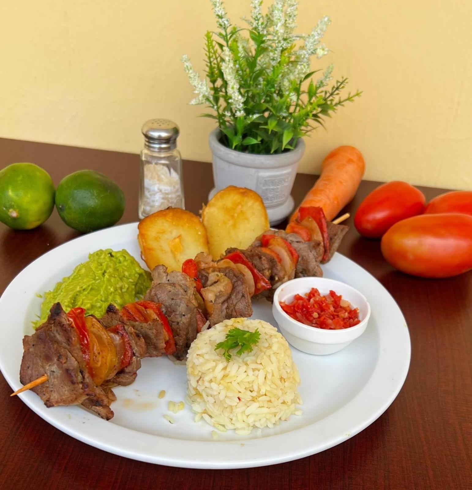 Hotel Y Restaurante Villa Esmeralda Quetzaltenango Ngoại thất bức ảnh